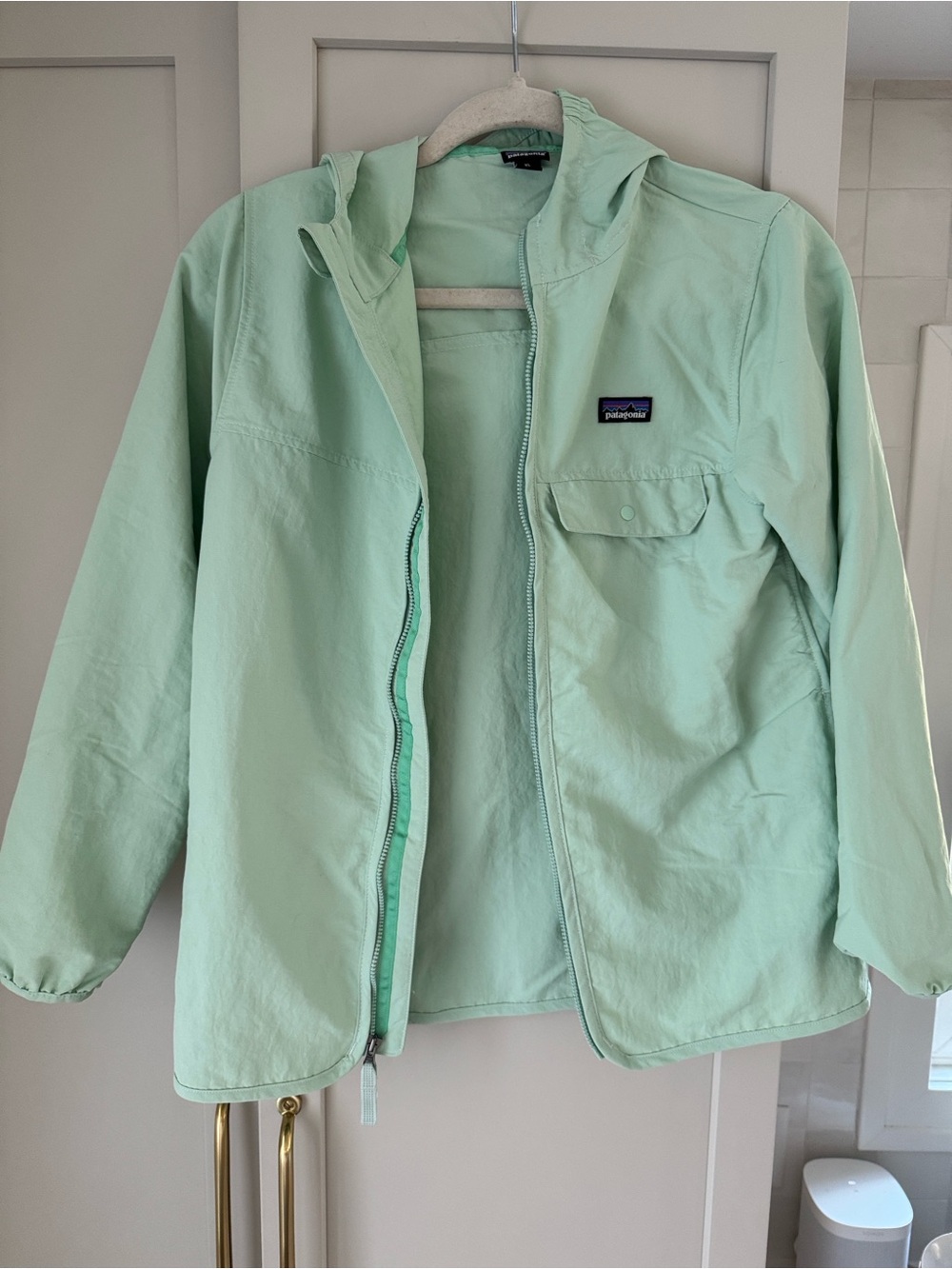 Patagonia Kids XL 14 Light Mint Hooded Rain Jacket